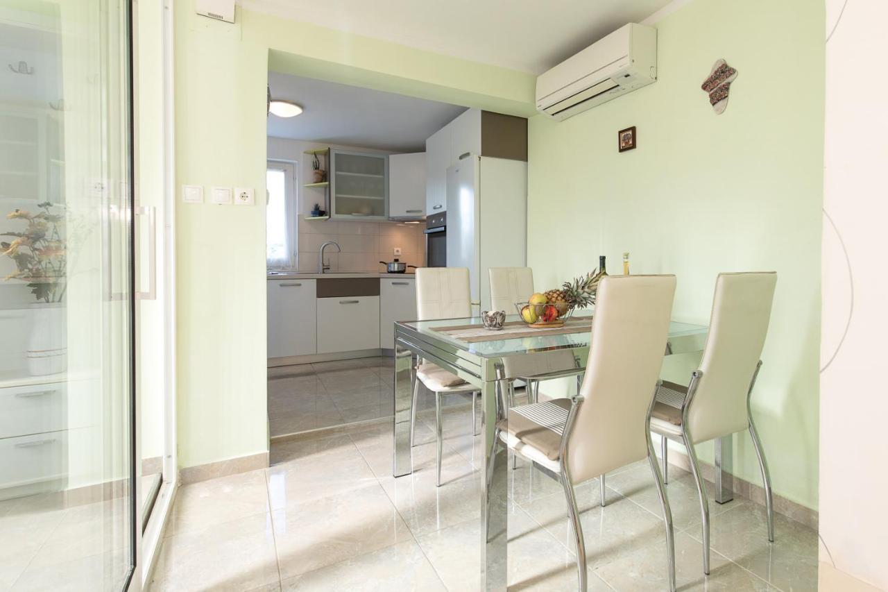 Beach Apartment Krk Town Exterior photo