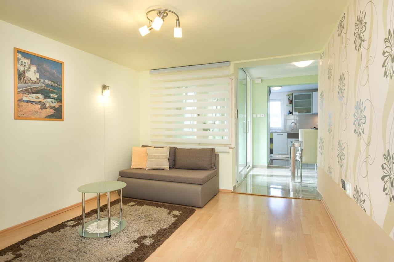 Beach Apartment Krk Town Exterior photo